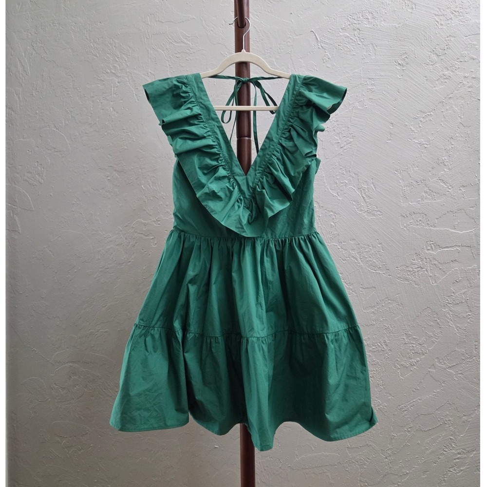 D264.‎ Green Ruffle V-Neck Tiered Dress